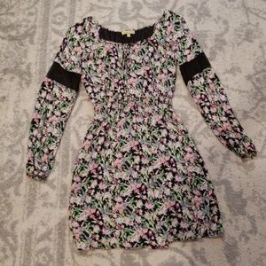 Floral Dress. Size Medium.